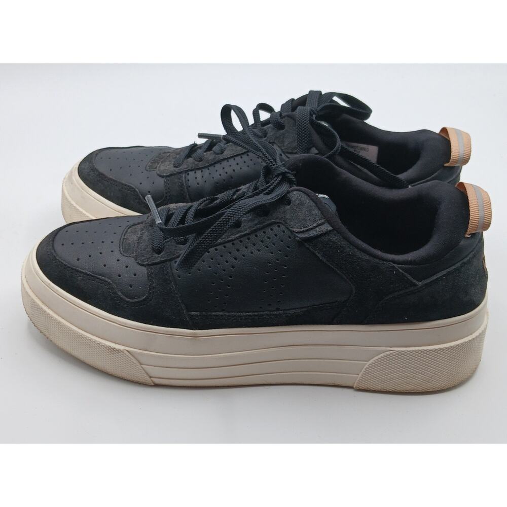 Women's Black Le Tigre Midtown Leather/Suede Platform Sneakers. Size 8m.